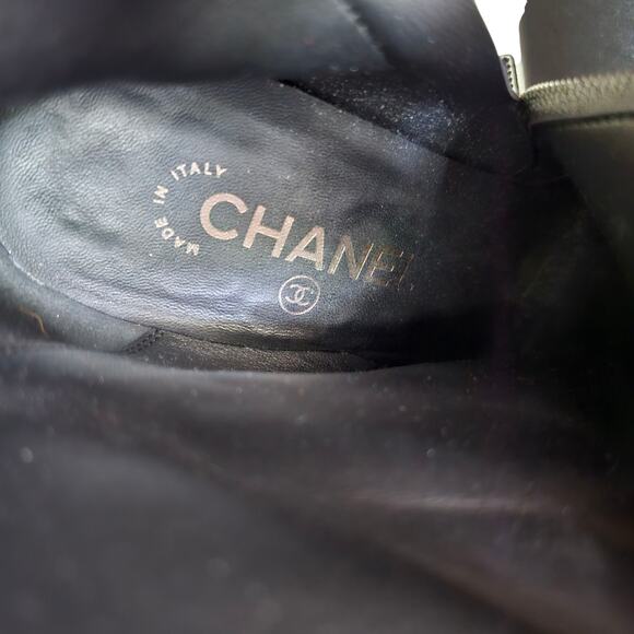 Chanel CC Cap Toe Logo Ankle Heel Boot Size 37.5 US 6.5 7 Black Patent Leather - Picture 14 of 14